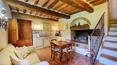 Toscana Immobiliare - The rooms were renovated in the early 2000s in the rustic style typical of Tuscan tradition