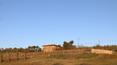 Toscana Immobiliare - Casale con annessi e terreno in vendita in provincia di Siena