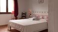 Toscana Immobiliare - Die 11 Zimmer sind im sardischen Stil eingerichtet und verfügen über eine Terrasse, einen eigenen Eingang und Blick auf den Garten