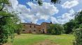 Toscana Immobiliare - In Tuscany, between Siena and Arezzo for sale country house with land and vineyard. Typical Tuscan property for sale with 2 farmhouses