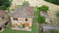Toscana Immobiliare - In Tuscany, between Siena and Arezzo for sale country house with land and vineyard. Typical Tuscan property for sale with 2 farmhouses