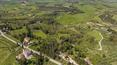 Toscana Immobiliare - Ferme avec piscine, terrain et vue panoramique près de Florence