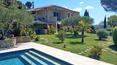 Toscana Immobiliare - La proprietà si compone della villa principale, di una splendida piscina panoramica e di 2 ettari di terreno