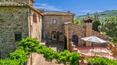 Toscana Immobiliare - Luxury farmhouse with swimming pool in Tuscany