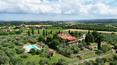 Toscana Immobiliare - La proprietà è ideale per essere utilizzata come residenza privata di lusso, come struttura ricettiva o come location per eventi e cerimonie