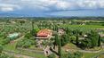 Toscana Immobiliare - Propriété avec une villa, une ferme, deux piscines et une annexe à vendre à Arezzo, Toscane