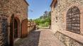 Toscana Immobiliare - This luxury farmhouse lends itself to being used both as a private residence and as a holiday home