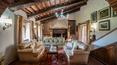Toscana Immobiliare - Questa casa colonica di lusso si presta ad essere utilizzata sia come residenza privata che come casa vacanza