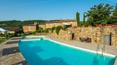 Toscana Immobiliare - Un sapiente intervento di restauro ha trasformato il complesso in un incantevole agriturismo