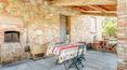 Toscana Immobiliare -  Ferme immergée dans la verdoyante campagne toscane, à Foiano della Chiana, Valdichiana