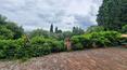 Toscana Immobiliare - Renovated with care and passion, the 330 sqm villa is divided into 2 independent flats