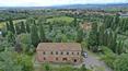Toscana Immobiliare - Restored farmhouse, surrounded by 1 hectare of land with olive groves, for sale in Bettolle, Sinalunga, Tuscany