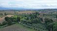 Toscana Immobiliare - Tuscan country house with annexes and land in Valdichiana