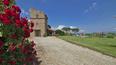Toscana Immobiliare - Restored Tuscan farmhouse for sale in Cortona