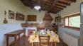 Toscana Immobiliare - Restauriertes toskanisches Bauernhaus in Cortona zu verkaufen
