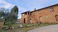 Toscana Immobiliare - Propriété partiellement restaurée avec ancienne ferme, 1 ha de terrain et vue panoramique à vendre en Toscane