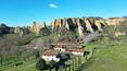 Toscana Immobiliare - Tuscan estate with 28 ha of land for sale in the Valdarno crags