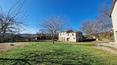 Toscana Immobiliare - La proprietà è situata a poca distanza dal suggestivo borgo di Lucignano