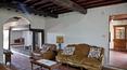 Toscana Immobiliare - Agriturismo con casale, vari annessi, ristorante, piscina e 8 ha di terreno in vendita in posizione panoramica a Reggello, vicino Firenze, Toscana