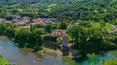 Toscana Immobiliare - Il complesso è è circondato da uno splendido parco con alberi secolari di circa 6500 mq