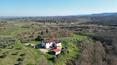 Toscana Immobiliare - The renovation, carried out with quality materials, has preserved the typical Tuscan charm