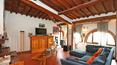 Toscana Immobiliare - La reforma, realizada con materiales de calidad, ha conservado el encanto típico toscano