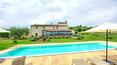 Toscana Immobiliare - Tenuta vitivinicola con cantina e agriturismo in vendita in Toscana Siena