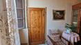 Toscana Immobiliare - The second floor of the palace, reached by internal stairs, houses the apartment for sale