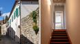 Toscana Immobiliare - Splendid restored residence with fine finishes, private garden and bright and refined rooms