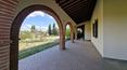 Toscana Immobiliare - Villa mit Garten und Nebengebäude im Herzen der Toskana