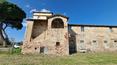 Toscana Immobiliare - The typical Tuscan Leopoldina villa preserves the original façade intact