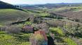 Toscana Immobiliare - Zu renovierendes Bauernhaus mit Blick auf das Val d'Orcia
