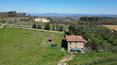 Toscana Immobiliare - Casale con annessi e terreno in vendita a Trequanda Siena