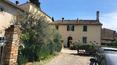 Toscana Immobiliare - L’edificio è suddiviso in due unità abitative distinte, perfette per chi cerca un angolo di paradiso in Toscana