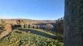 Toscana Immobiliare - Antigua granja con anexos, dependencias y 7 hectáreas de terreno en venta a pocos minutos de Arezzo