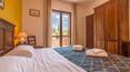 Toscana Immobiliare - Hotel con piscina e ristorante in vendita in Umbria