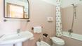 Toscana Immobiliare - Hotel con piscina y restaurante en venta en Umbría