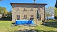 Toscana Immobiliare - Casale toscano 2 annessi, 21 ettari di bosco e oliveto, viale di cipressi e vista mozzafiato in provincia di Arezzo