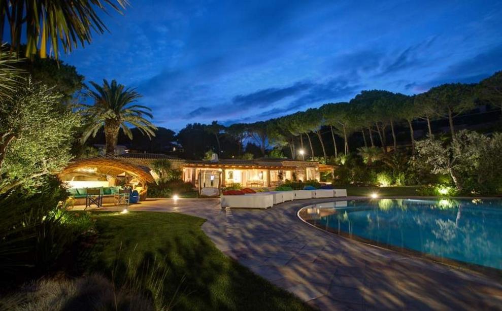 Toscana Immobiliare - Villa with swimming pool In the unique setting of Elba Island