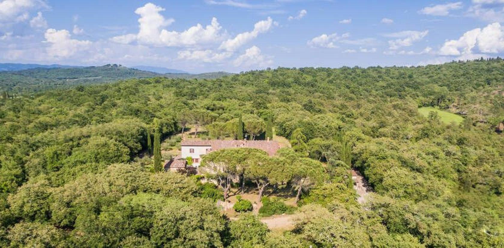 Toscana Immobiliare - panoramic estate in Tuscany