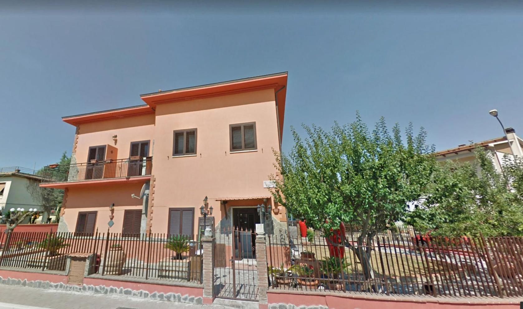 Toscana Immobiliare - Casa vacanza in vendita in provincia di Siena