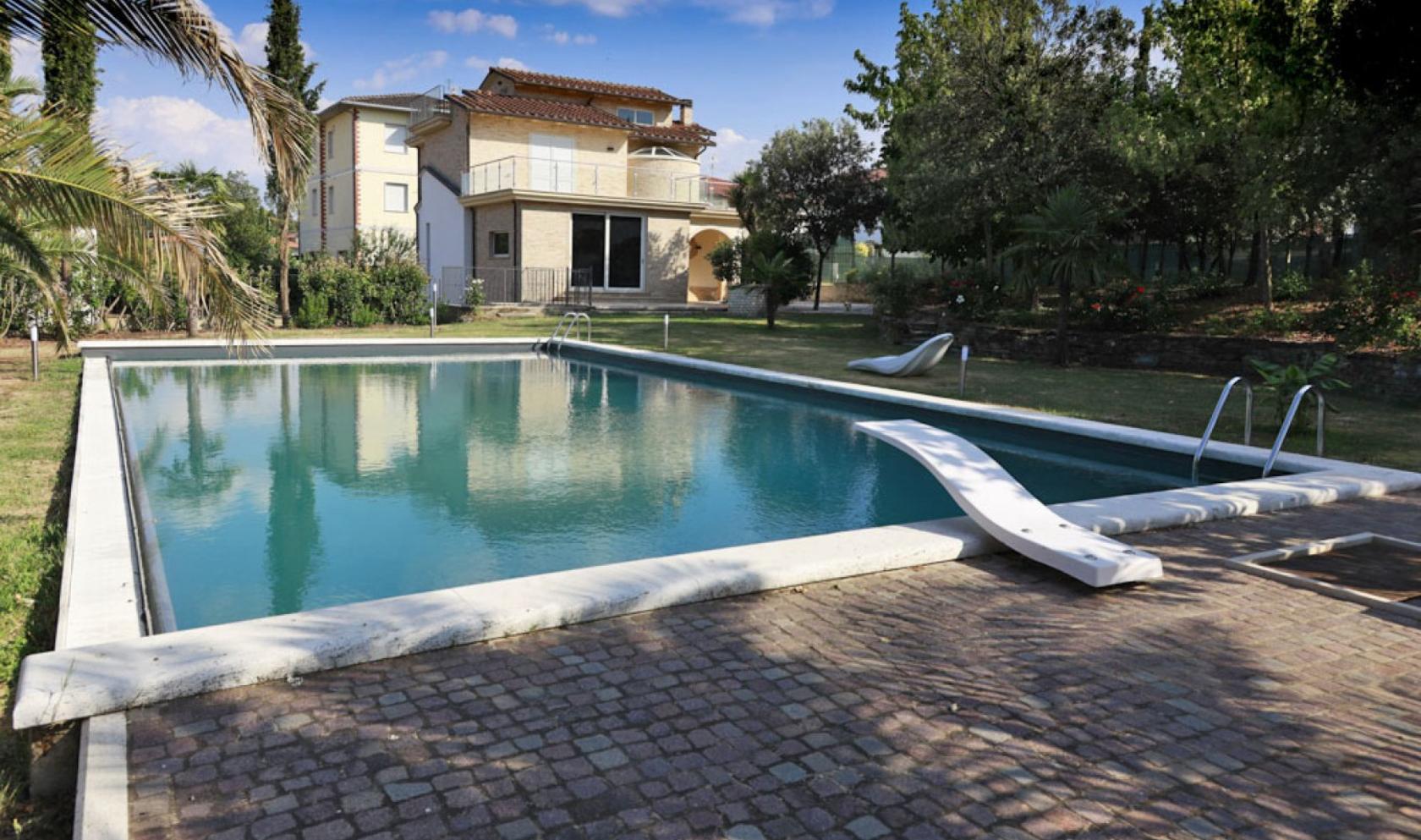 Toscana Immobiliare - Tuscany villas for sale