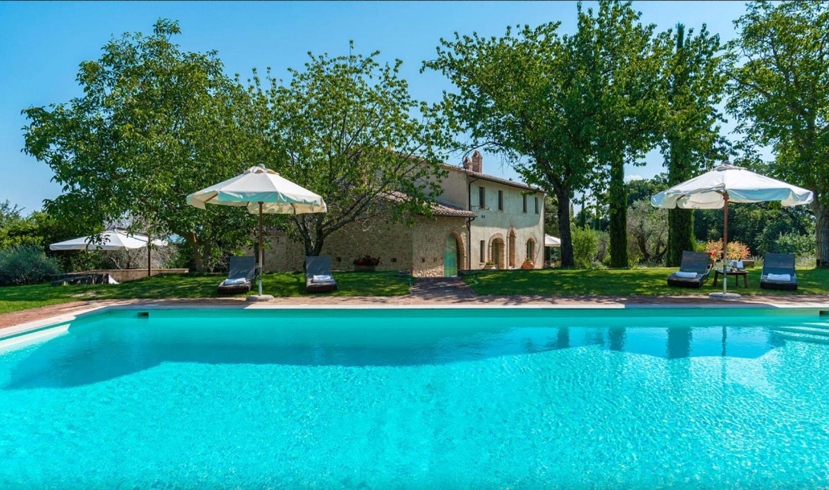 Toscana Immobiliare - Prestige property for sale in Tuscany, Cetona, Siena