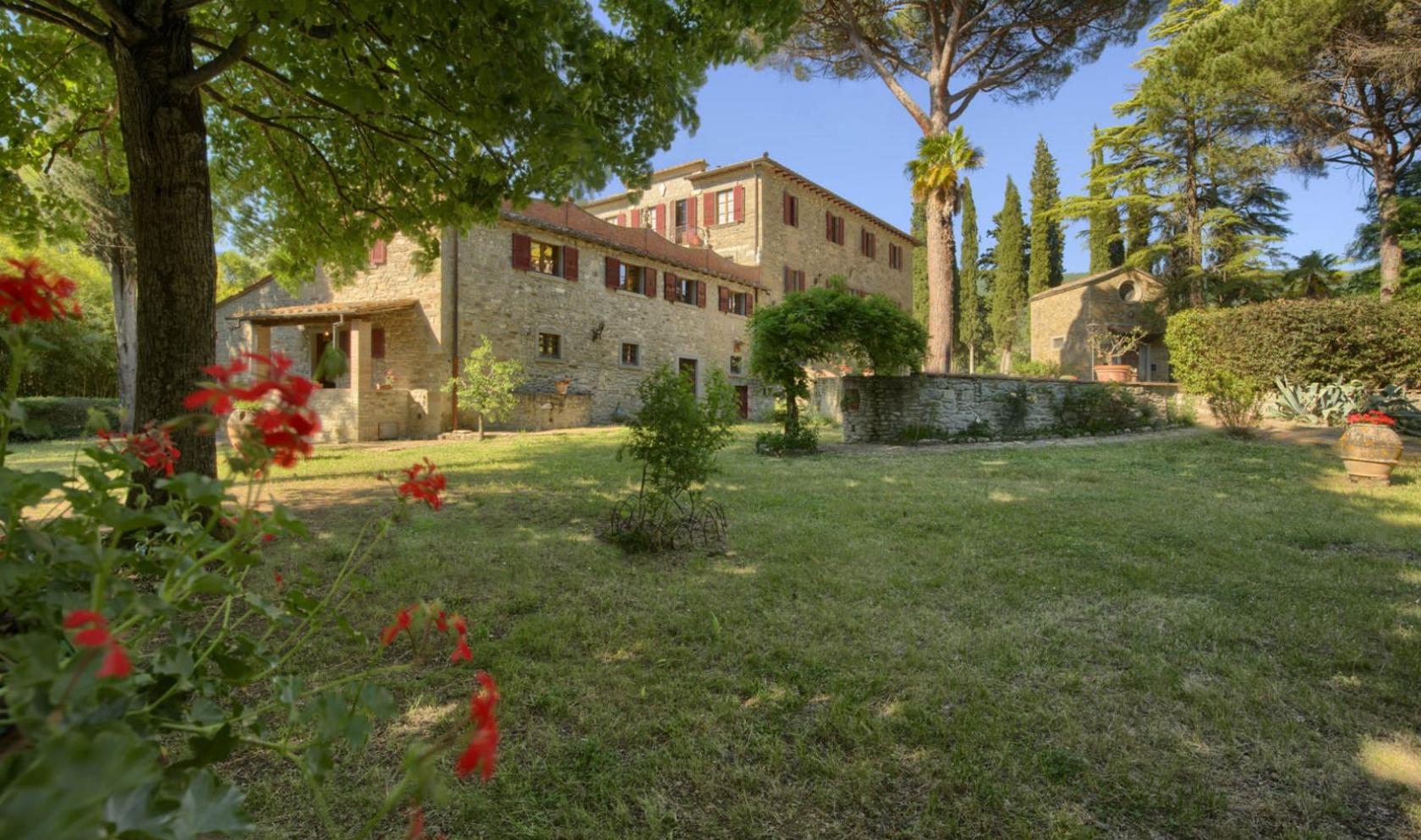 Toscana Immobiliare - Properties for sale in Cortona, Arezzo, Tuscany, Italy