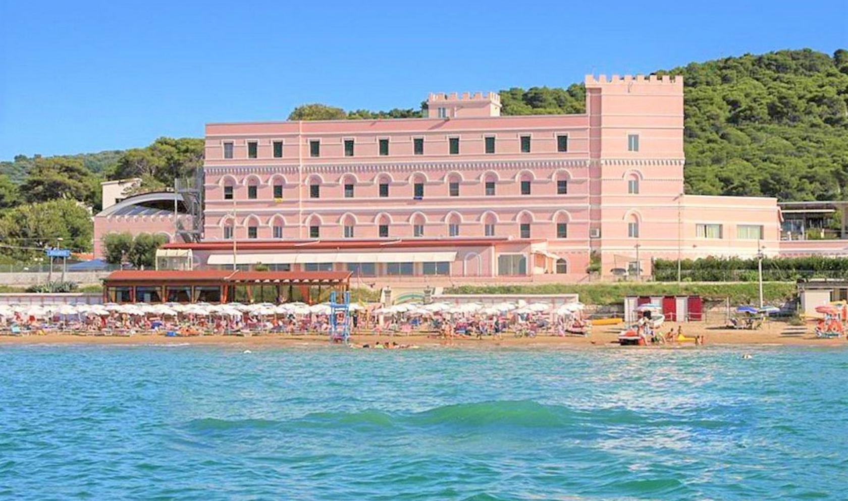 Toscana Immobiliare - Hotel, resort for sale in Puglia, Gargano