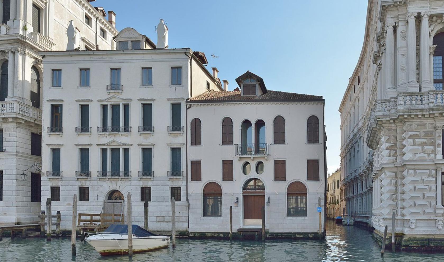 Toscana Immobiliare - Esclusivo palazzetto indipendente, affacciato sul Canal Grande.