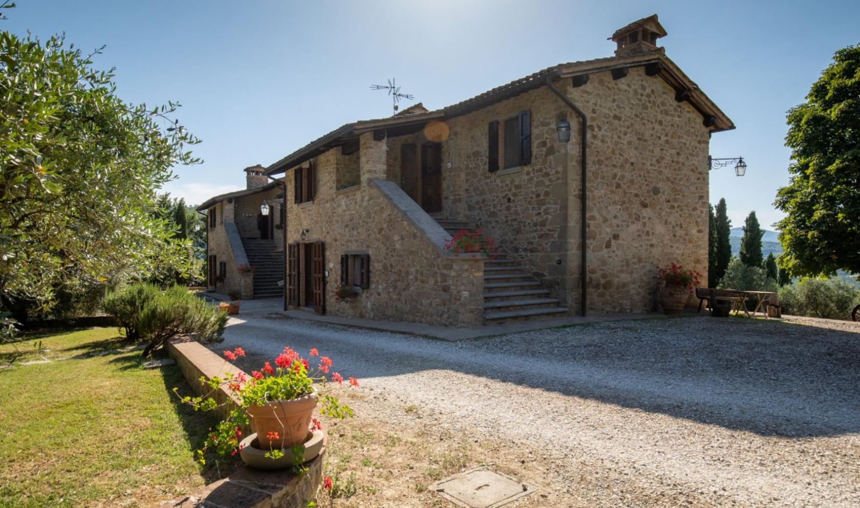 Toscana Immobiliare - Splendida proprietà recentemente ristrutturata in vendita in Umbria