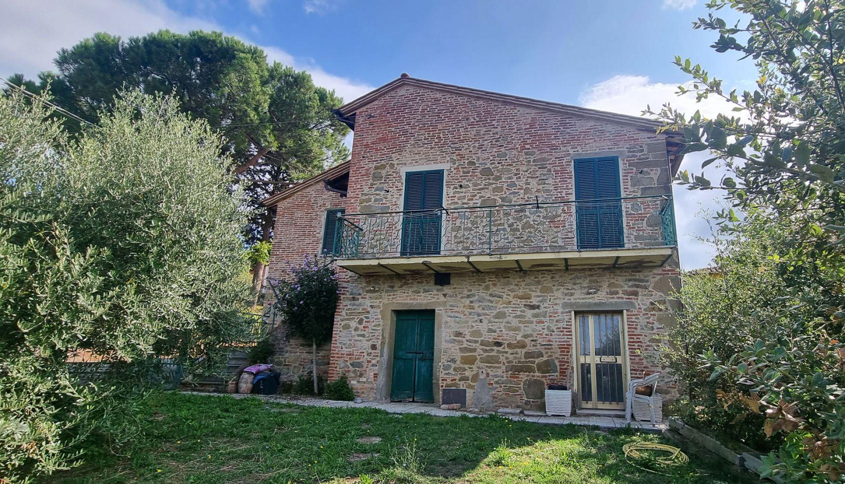 Toscana Immobiliare - Casa singola con giardino in vendita a Castiglione del Lago, in Umbria