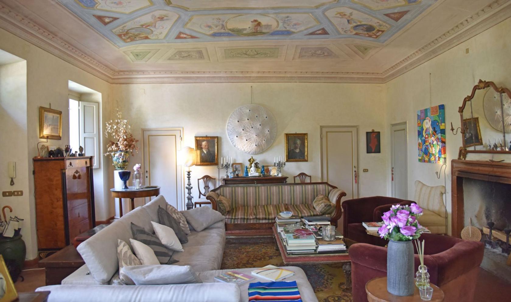 Toscana Immobiliare - Prestigiosa villa storica in vendita nel Chianti