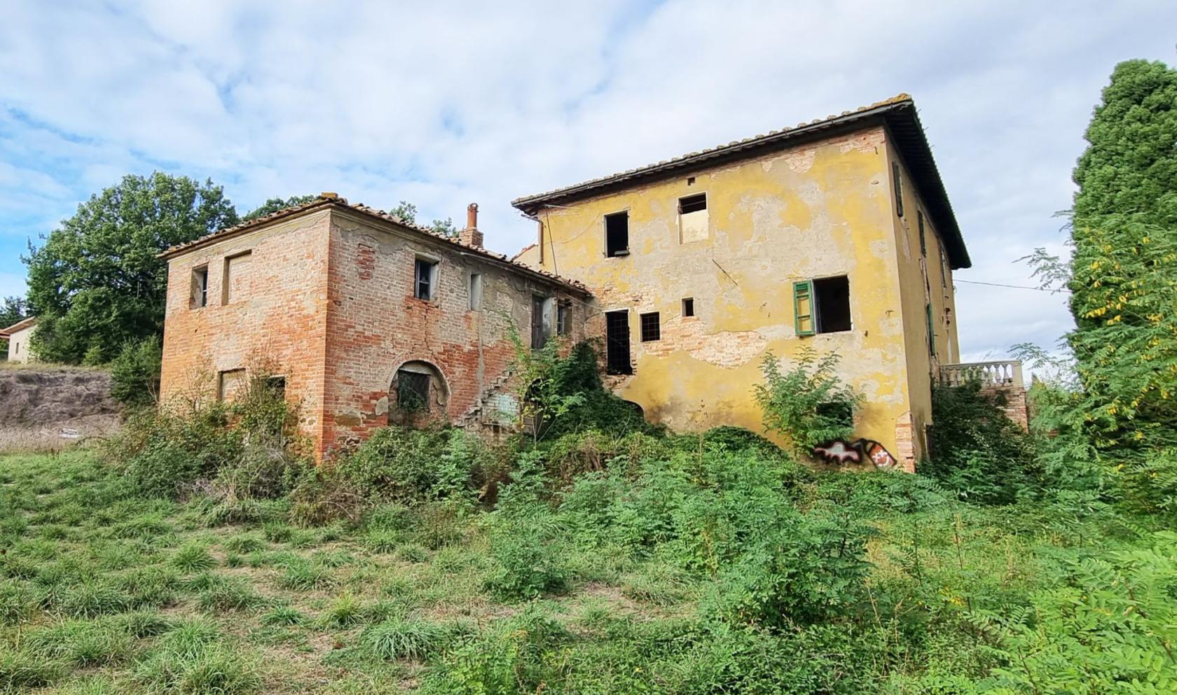 Toscana Immobiliare - Proprietà del 1700 da ristrutturare in vendita in Toscana
